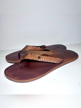 Roxy Lola Braided Leather Sandals Flip Flops Women’s Size 7.5